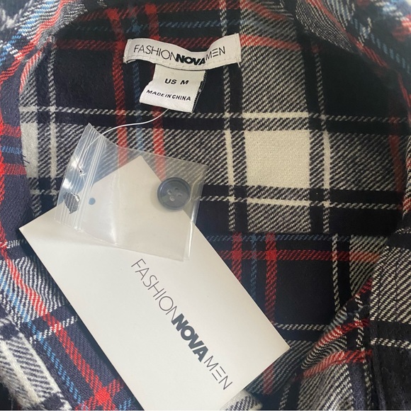 Fashion Nova Men’s Striped Flannel Size Medium Men’s (2 for $30) - Picture 5 of 5